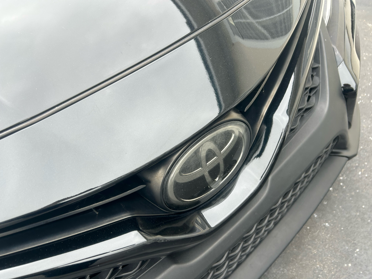 Toyota Camry SE 2020