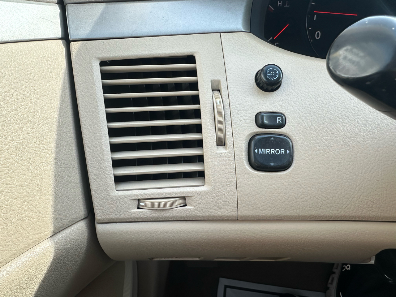 Toyota Avalon 4dr Sdn Touring (Natl) 2008