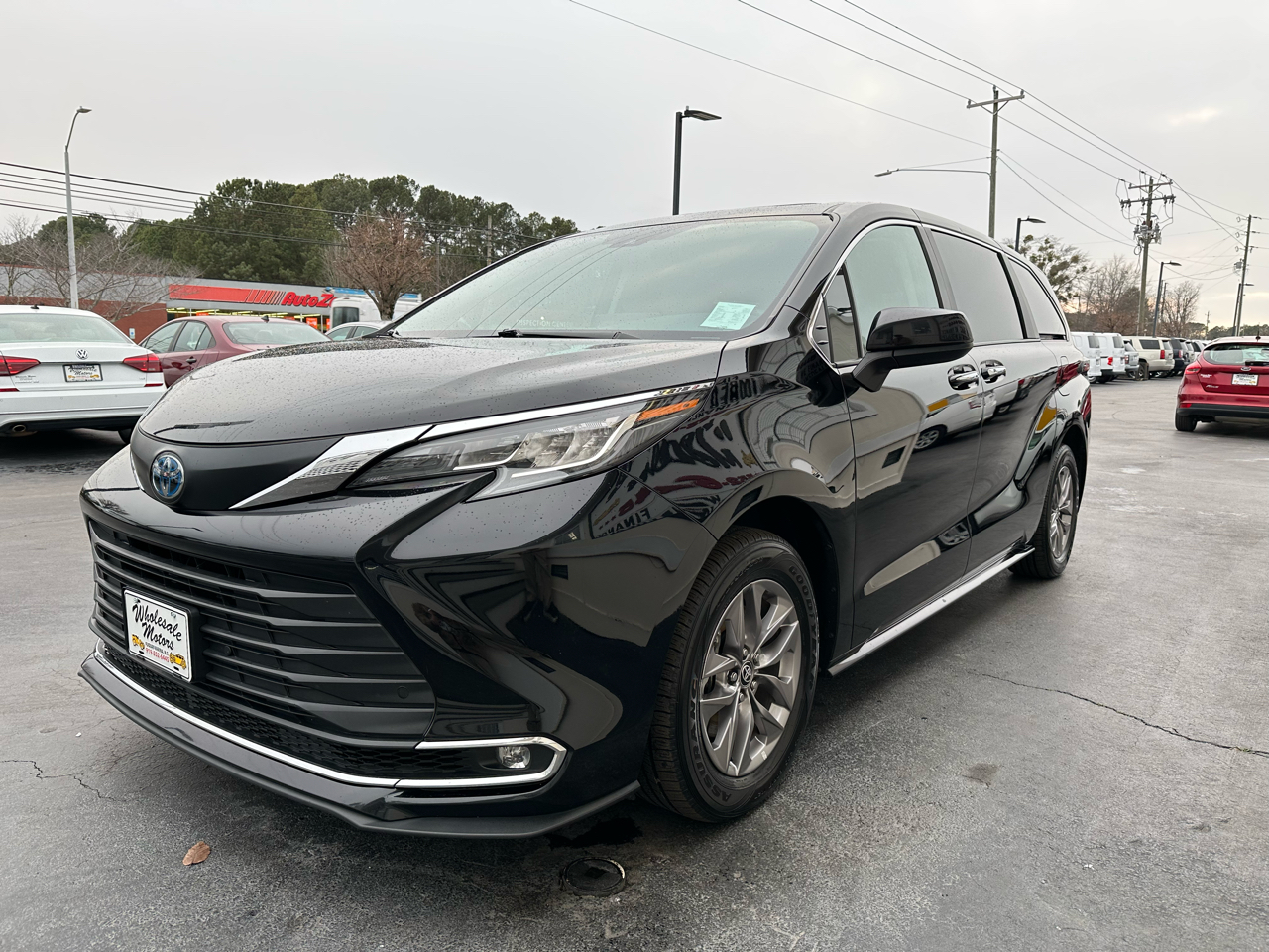 Toyota Sienna Woodland Edition AWD 7-Passenger (Natl) 2023