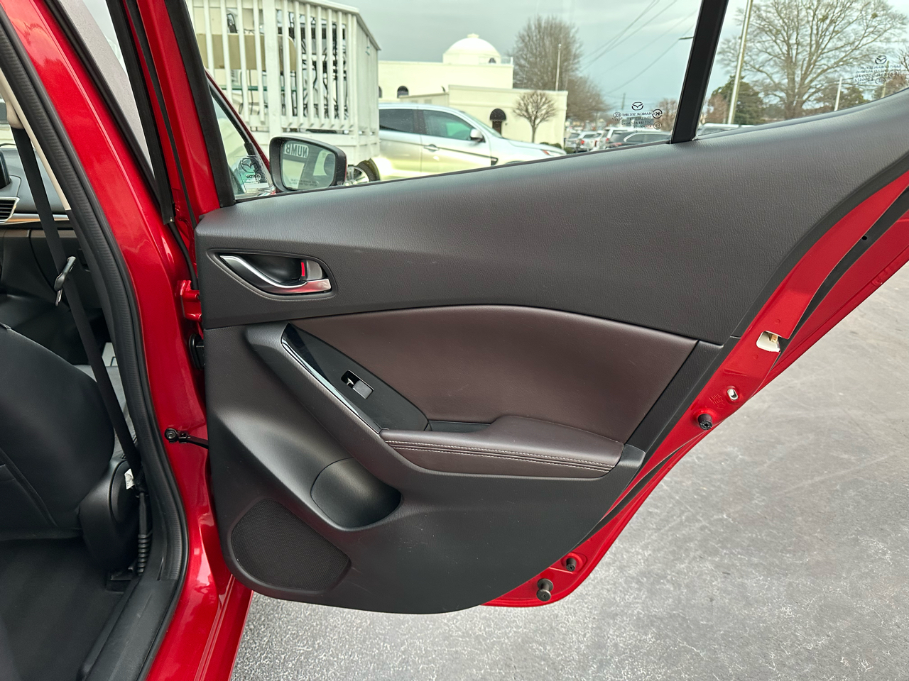 Mazda Mazda3 4-Door Grand Touring Auto 2017