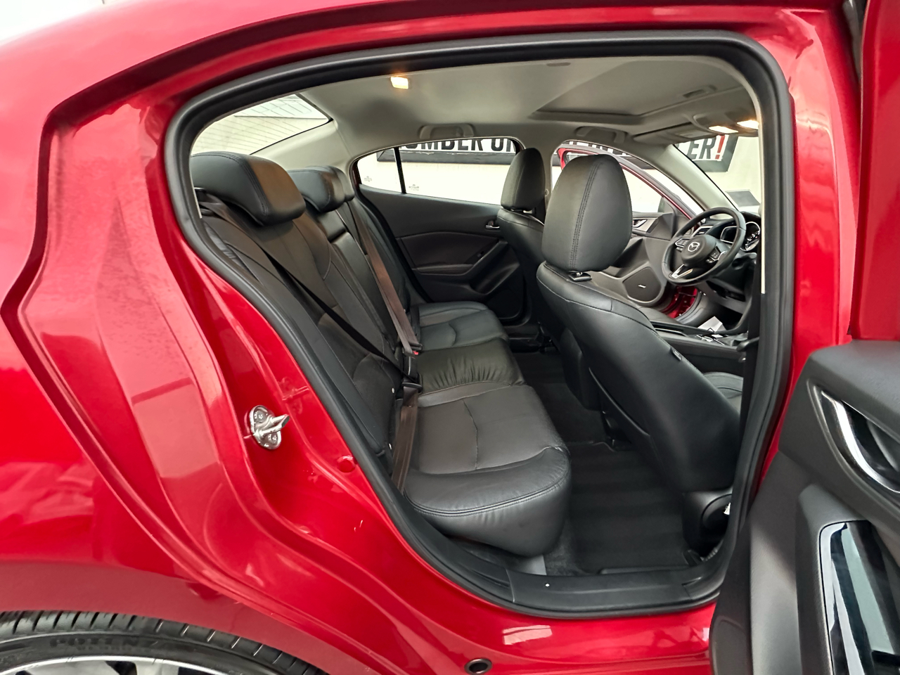 Mazda Mazda3 4-Door Grand Touring Auto 2017