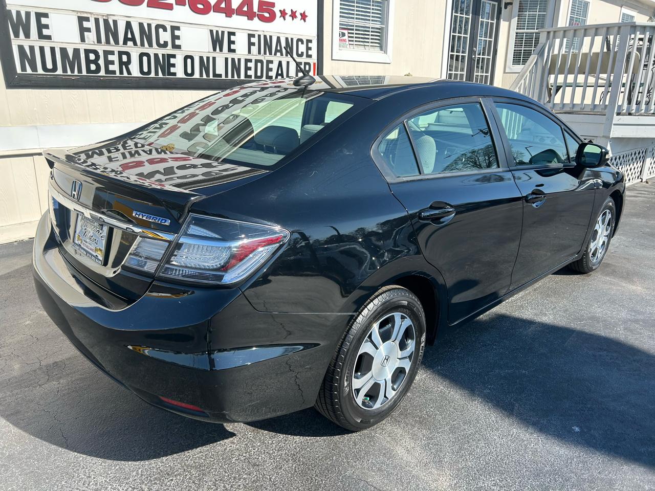 Honda Civic Hybrid 4dr Sdn L4 CVT 2013