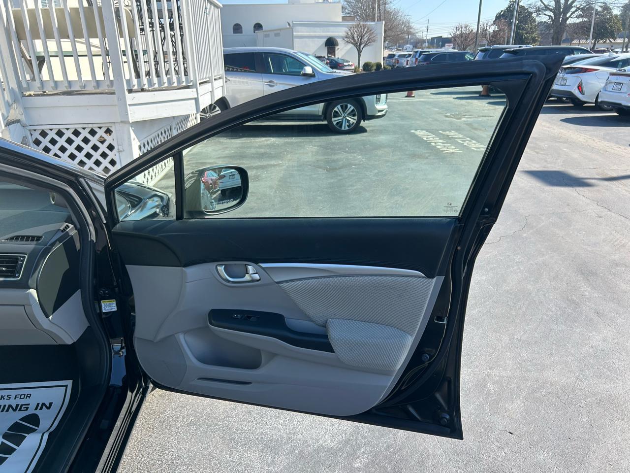 Honda Civic Hybrid 4dr Sdn L4 CVT 2013