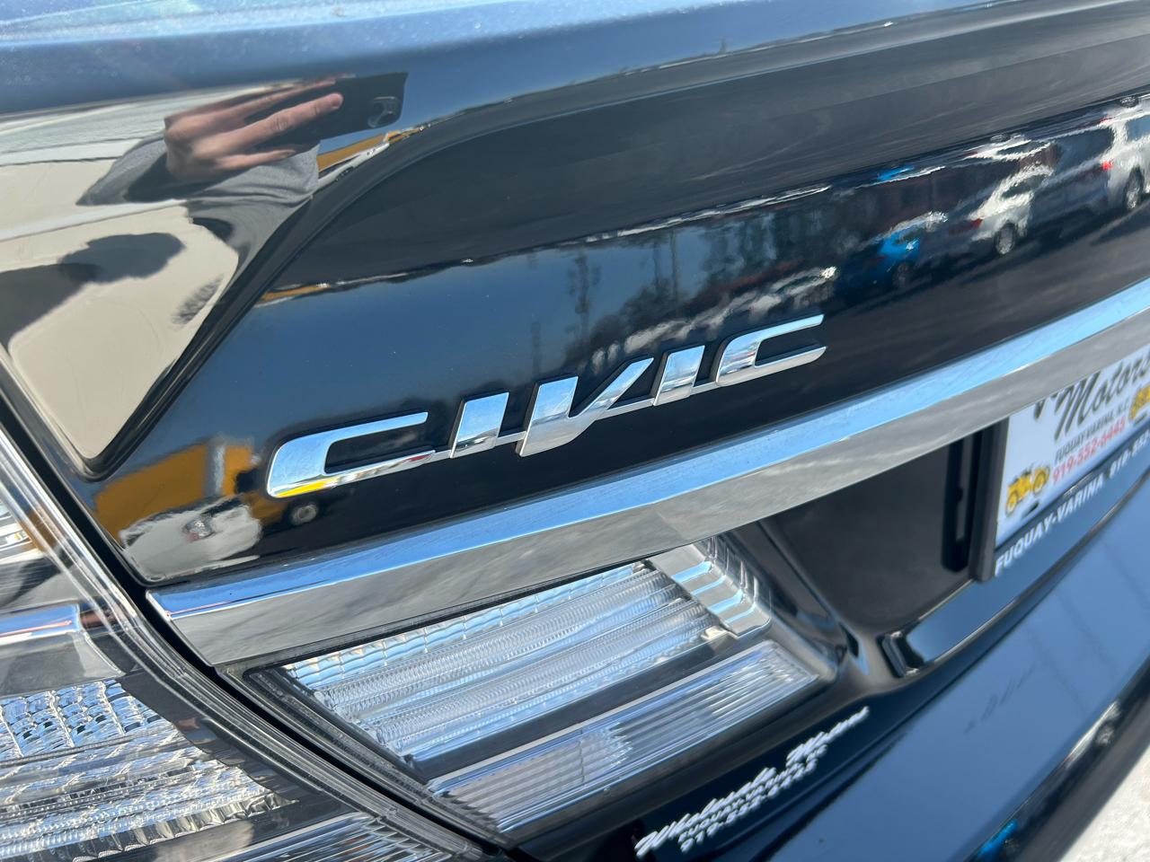 Honda Civic Hybrid 4dr Sdn L4 CVT 2013