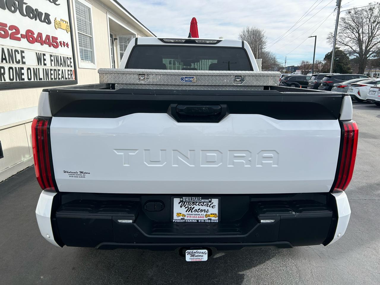Toyota Tundra 2WD  2022