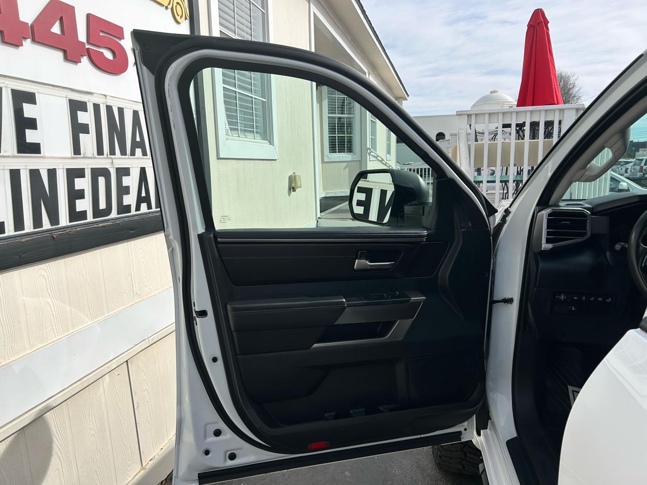 Toyota Tundra 2WD  2022