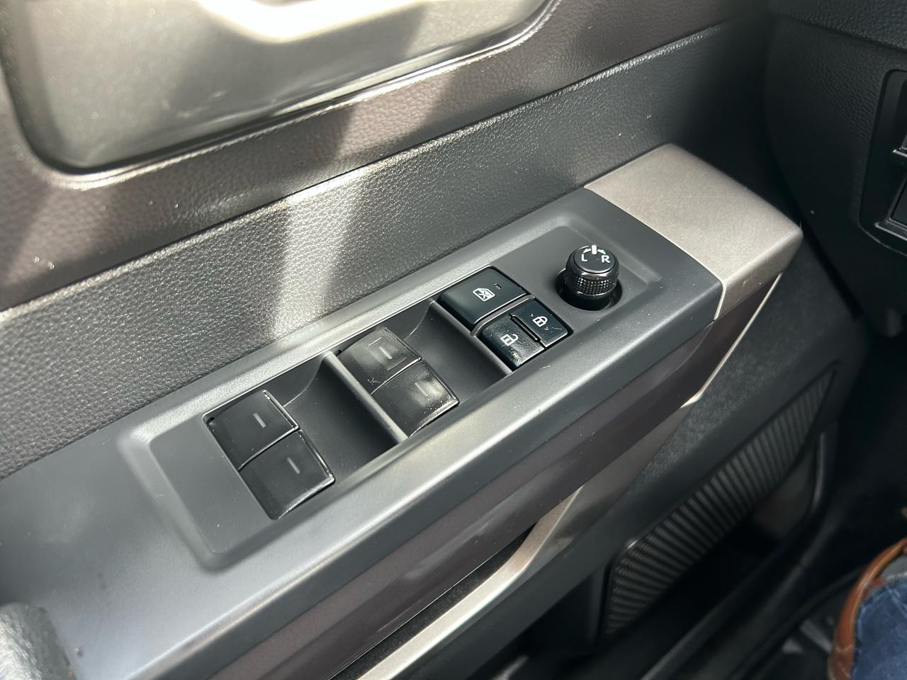 Toyota Tundra 2WD  2022