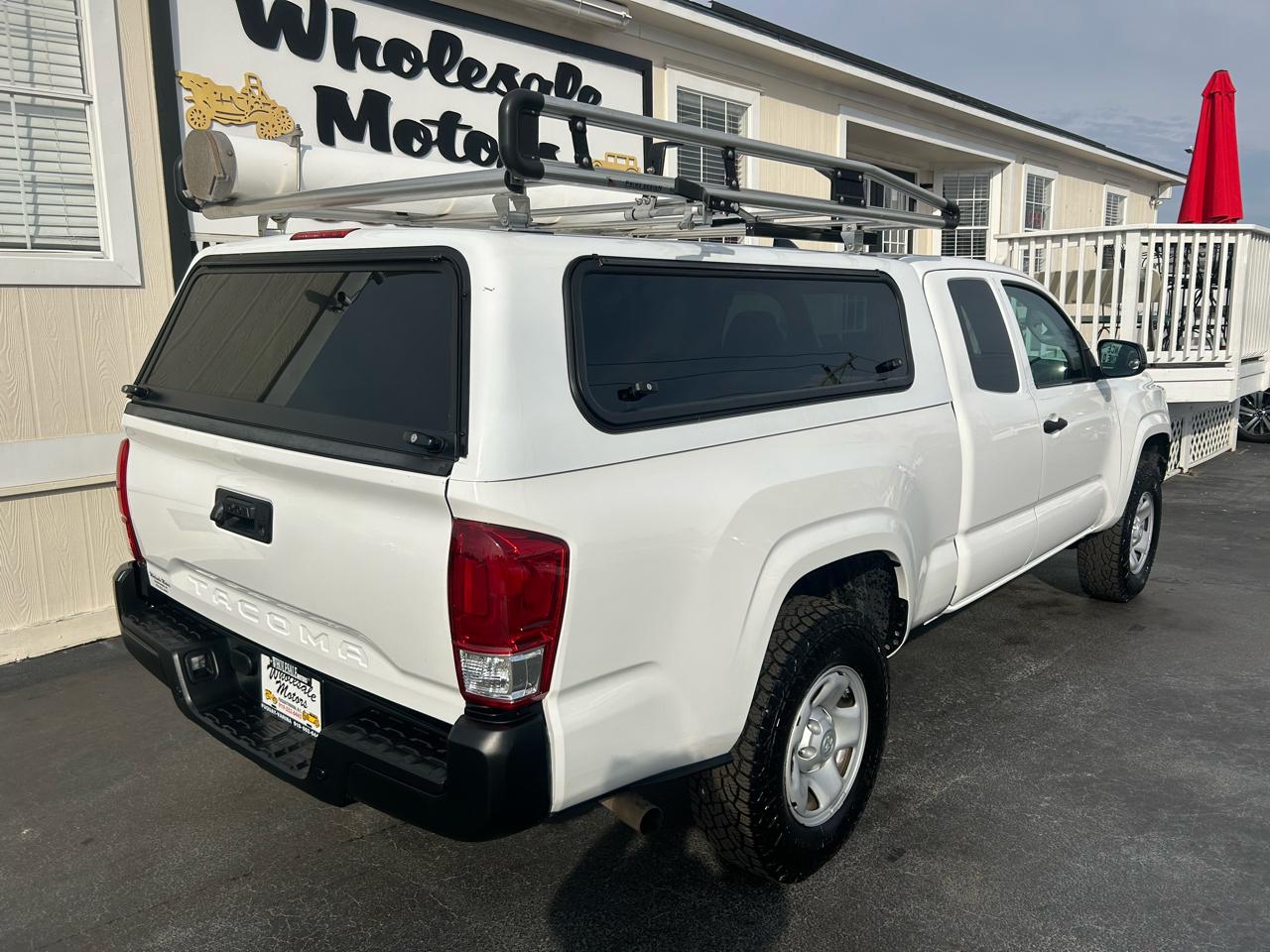 Toyota Tacoma 2WD  2023