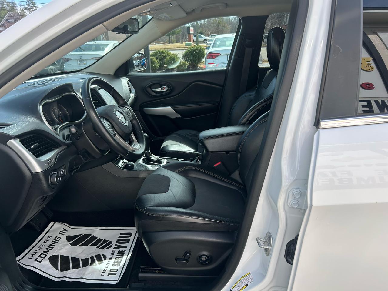 Jeep Cherokee Latitude Plus 4x4 2018