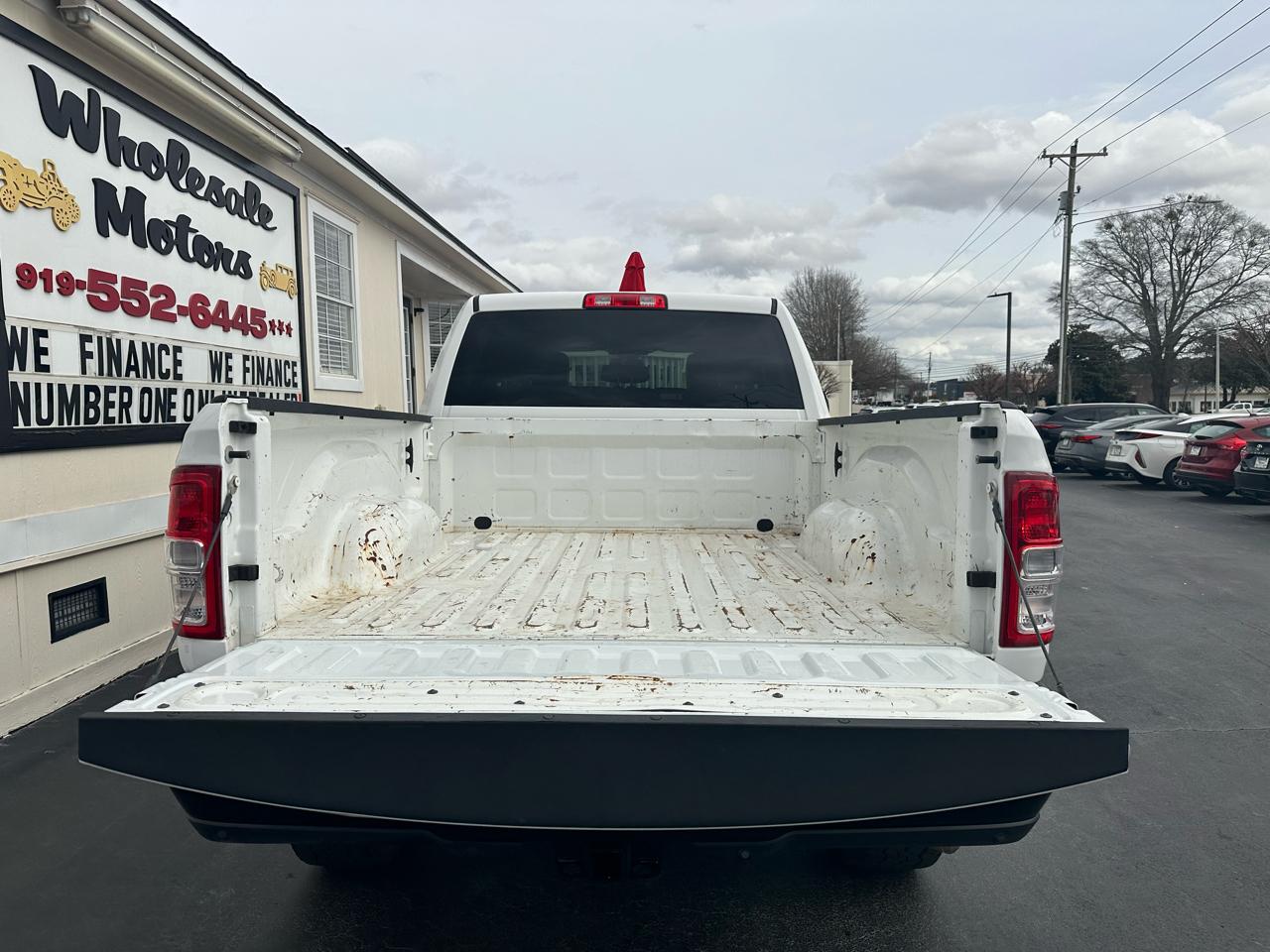 RAM 2500 Tradesman 4x4 Crew Cab 6'4" Box 2019