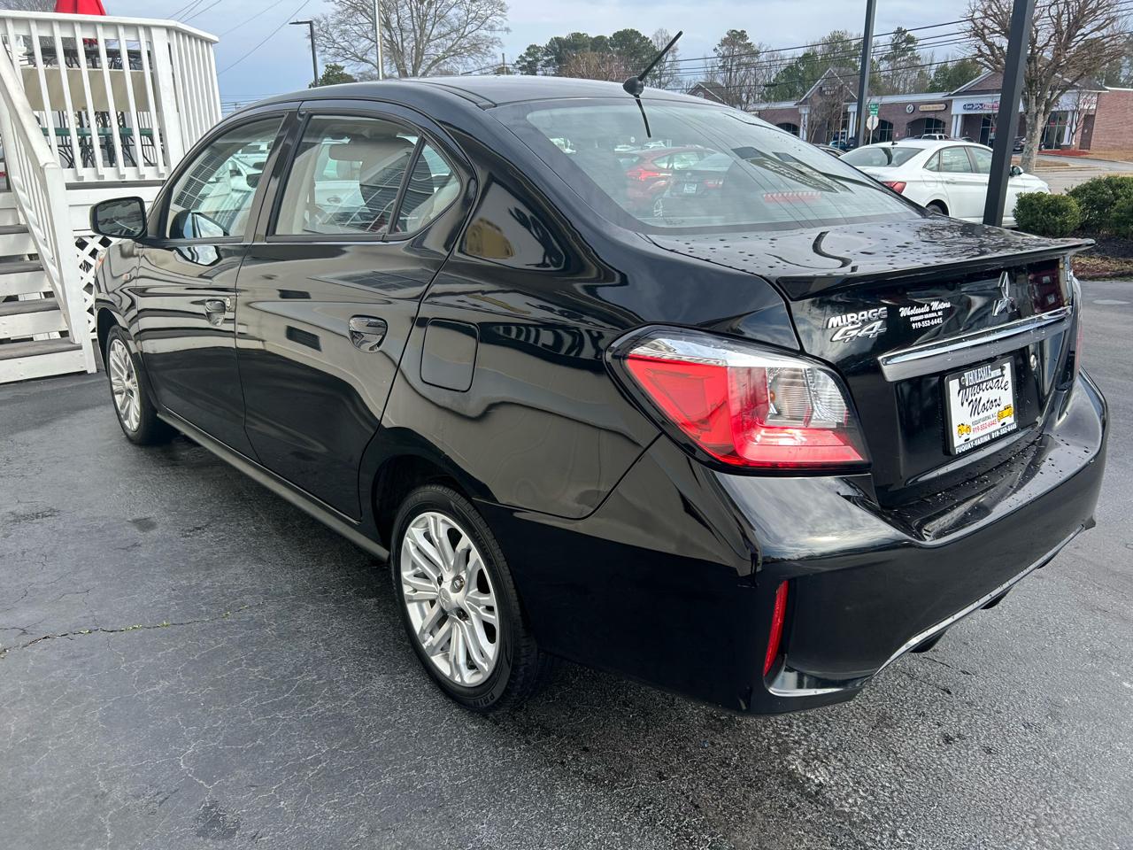 Mitsubishi Mirage G4  2024