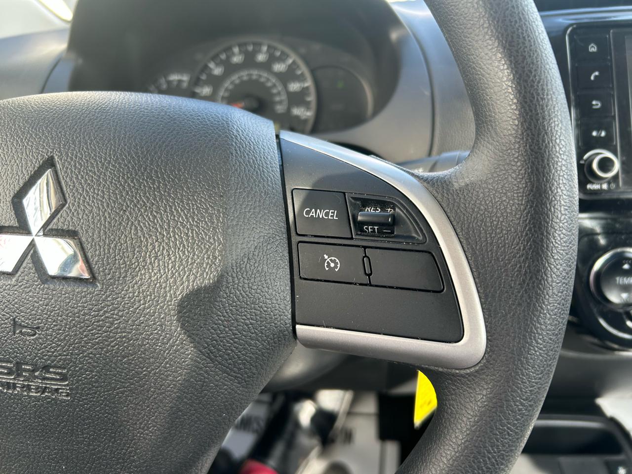 Mitsubishi Mirage G4  2024