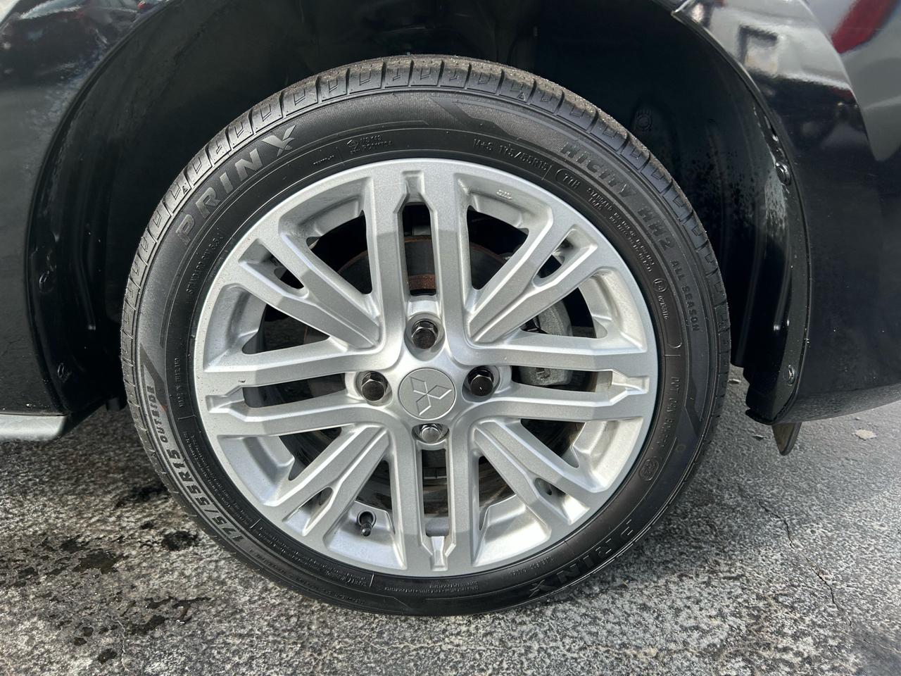 Mitsubishi Mirage G4  2024