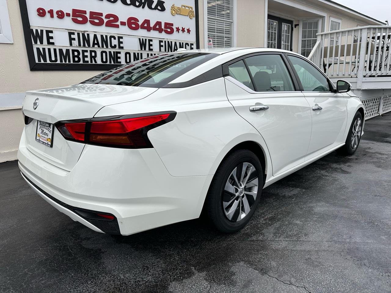 Nissan Altima 2.5 S Sedan 2019