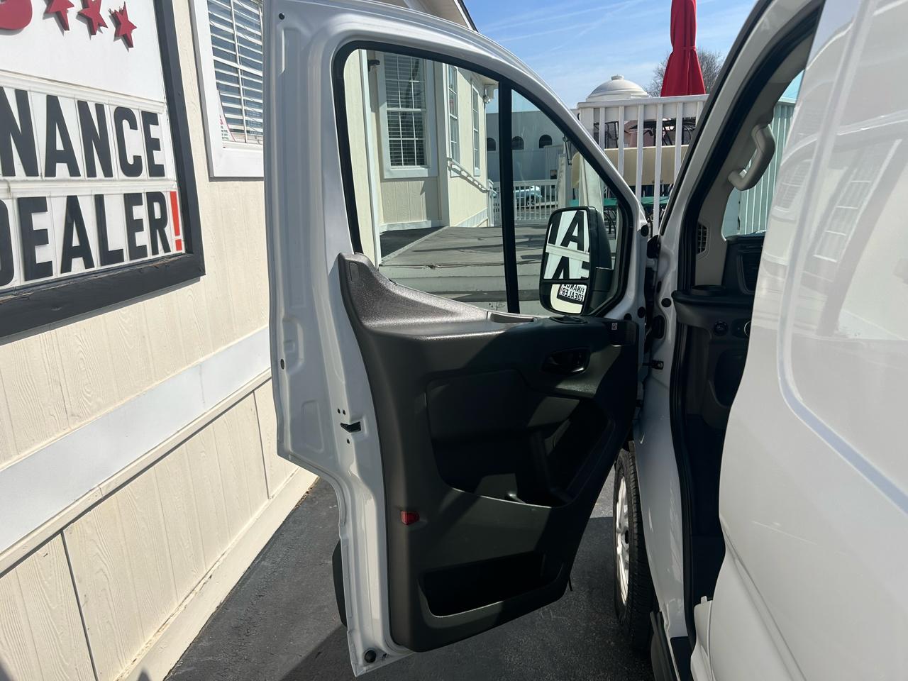 Ford Transit 150  2020