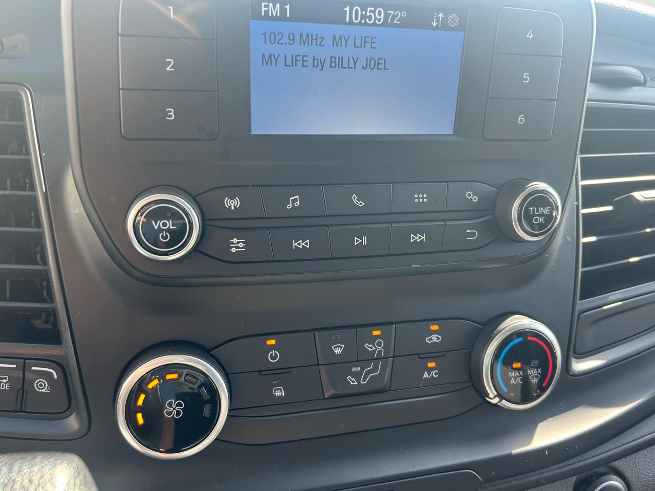 Ford Transit 150  2020