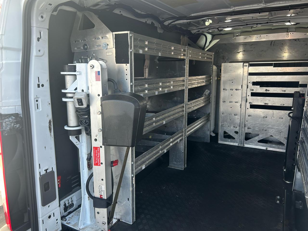 Ford Transit 150  2020