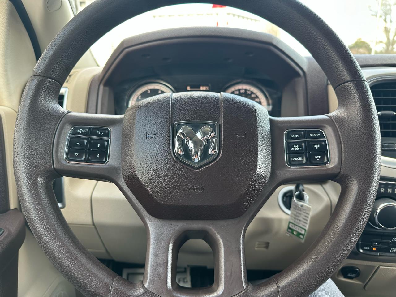 RAM 1500 SLT 4x4 Crew Cab 5'7" Box 2018