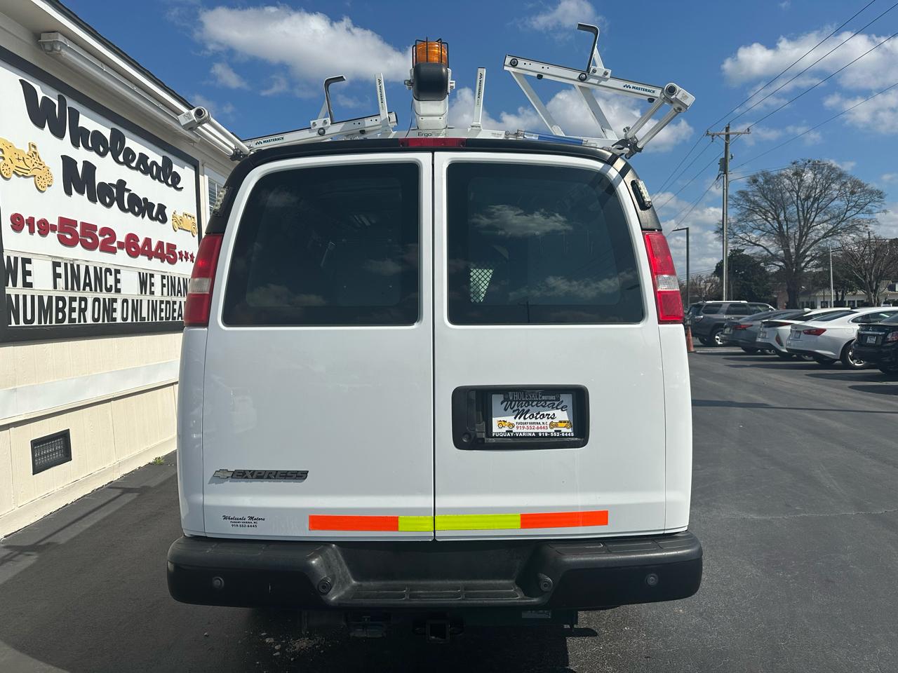 Chevrolet Express Cargo Van RWD 2500 135" 2019