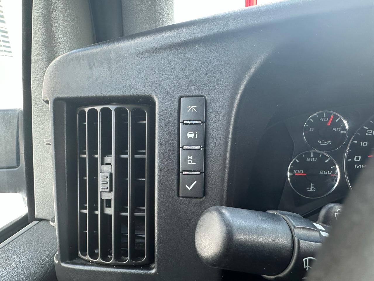 Chevrolet Express Cargo Van RWD 2500 135" 2019