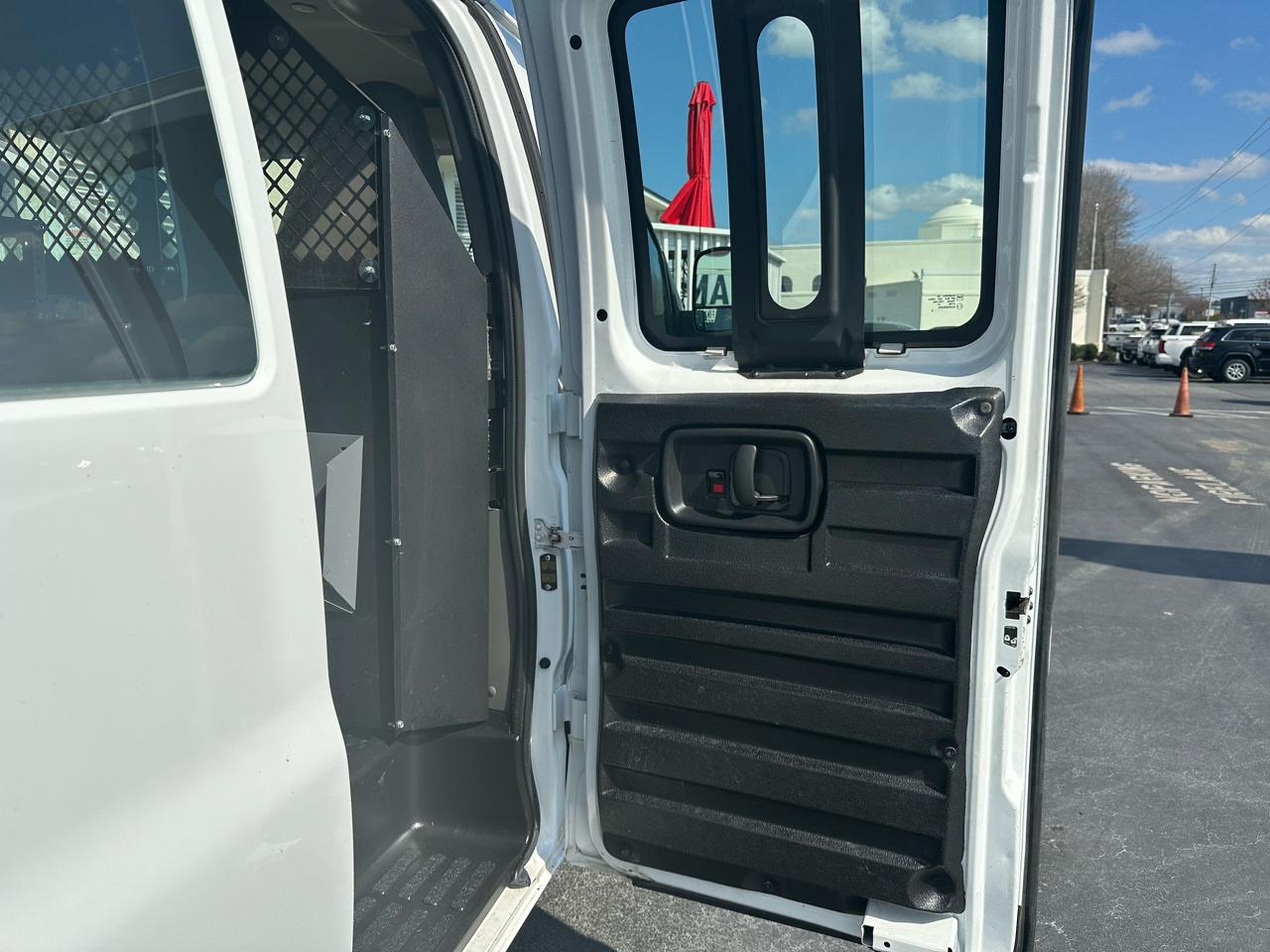 Chevrolet Express Cargo Van RWD 2500 135" 2019