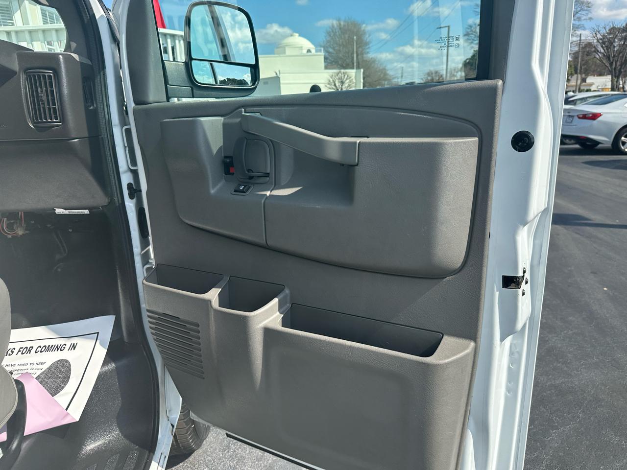 Chevrolet Express Cargo Van RWD 2500 135" 2019