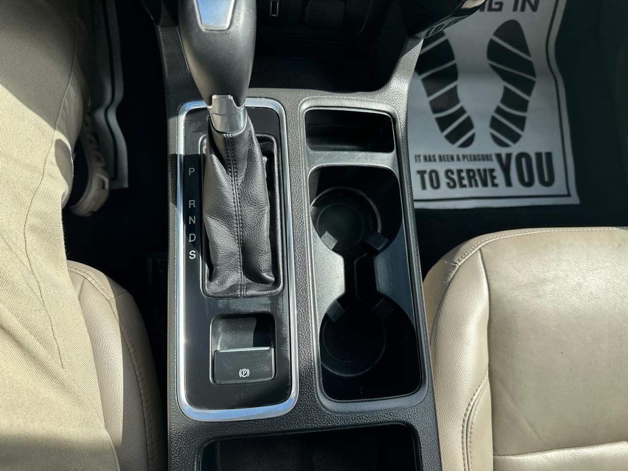 Ford Escape Titanium FWD 2017