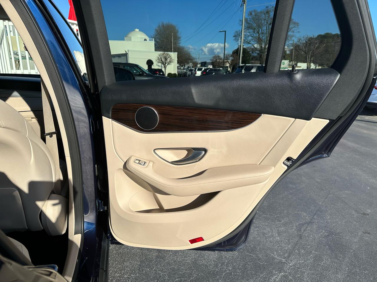 Mercedes-Benz GLC GLC 300 4MATIC SUV 2018