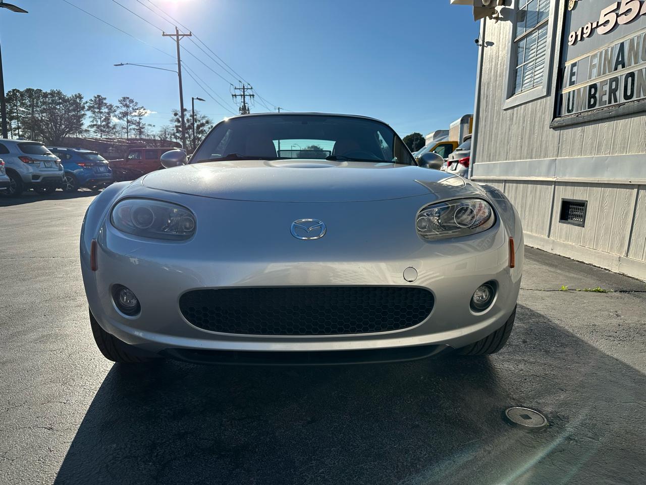 Mazda MX-5 Miata 2dr Conv Grand Touring Auto 2006