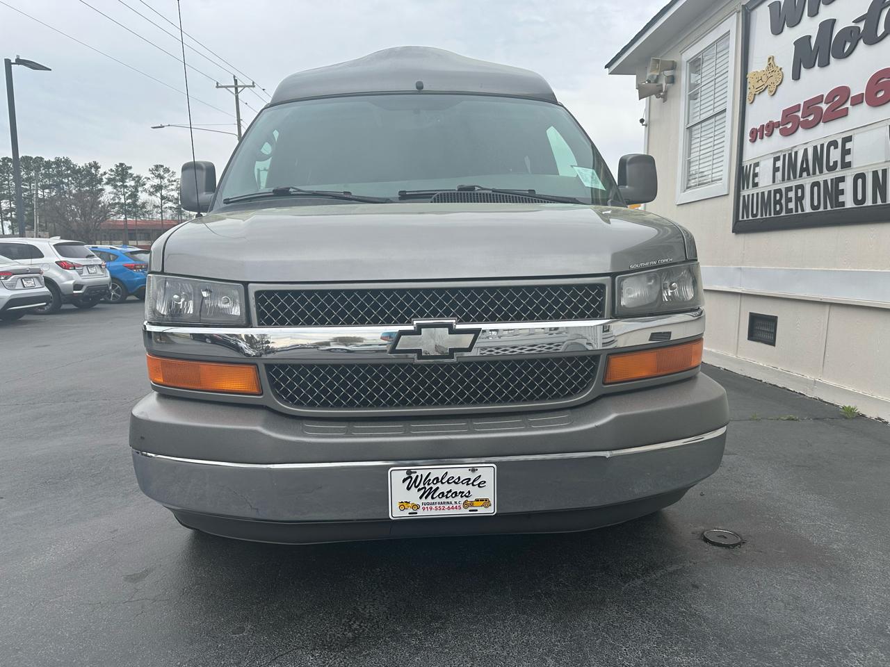 Chevrolet Express Passenger  2007