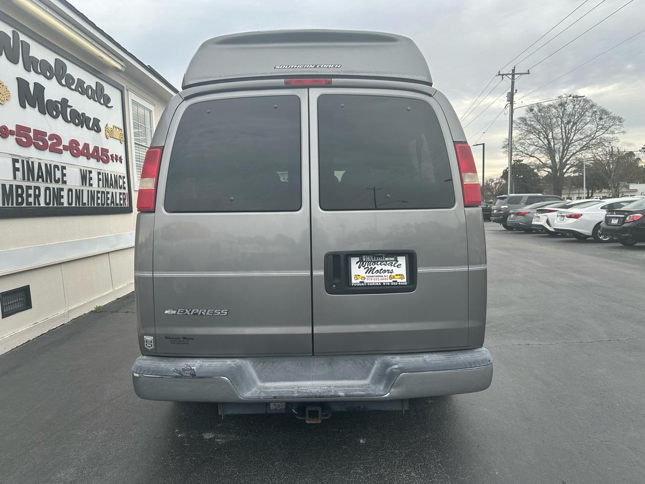 Chevrolet Express Passenger  2007