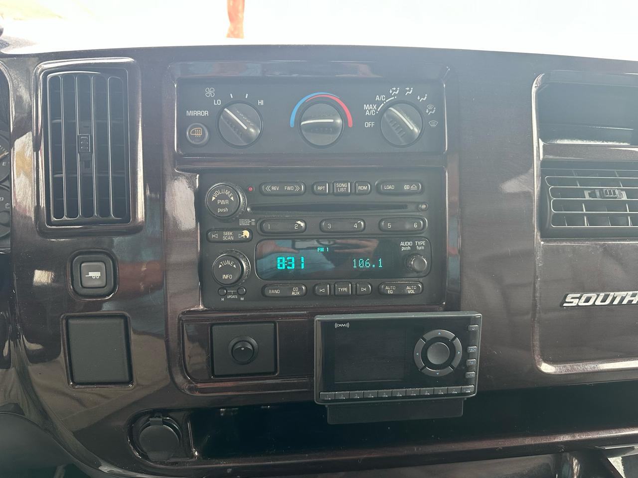 Chevrolet Express Passenger  2007