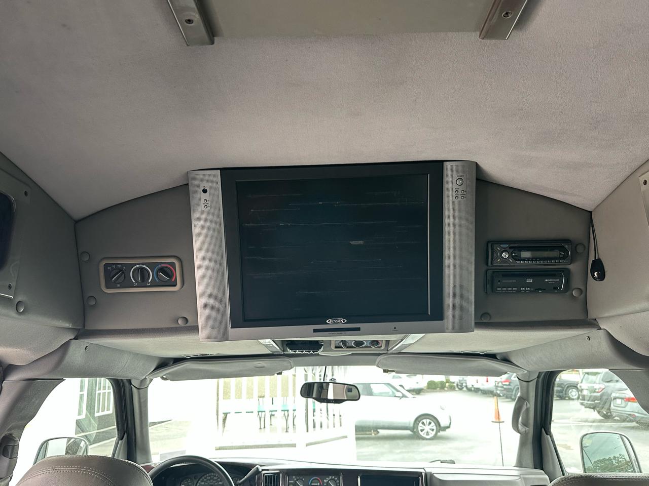 Chevrolet Express Passenger  2007