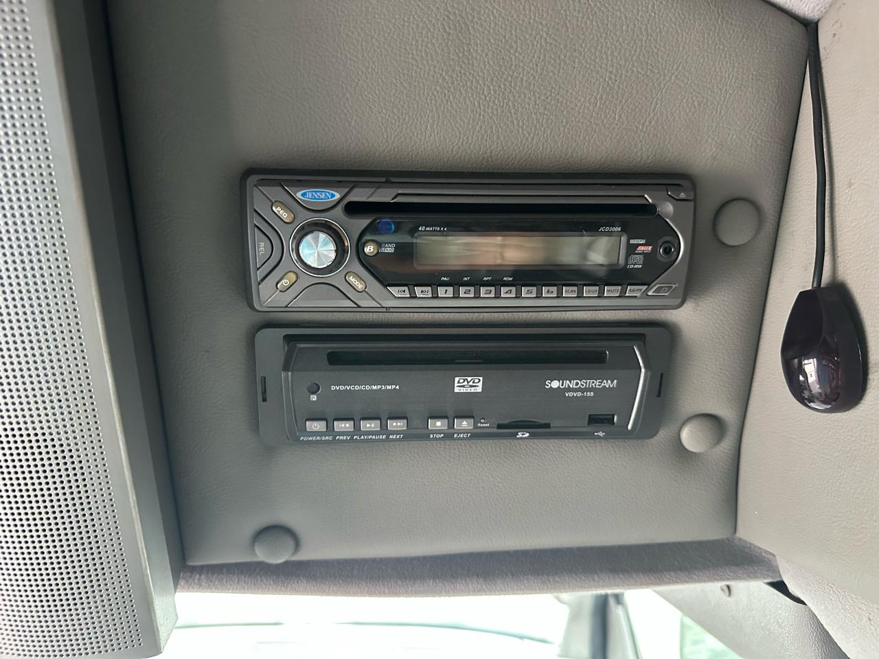 Chevrolet Express Passenger  2007