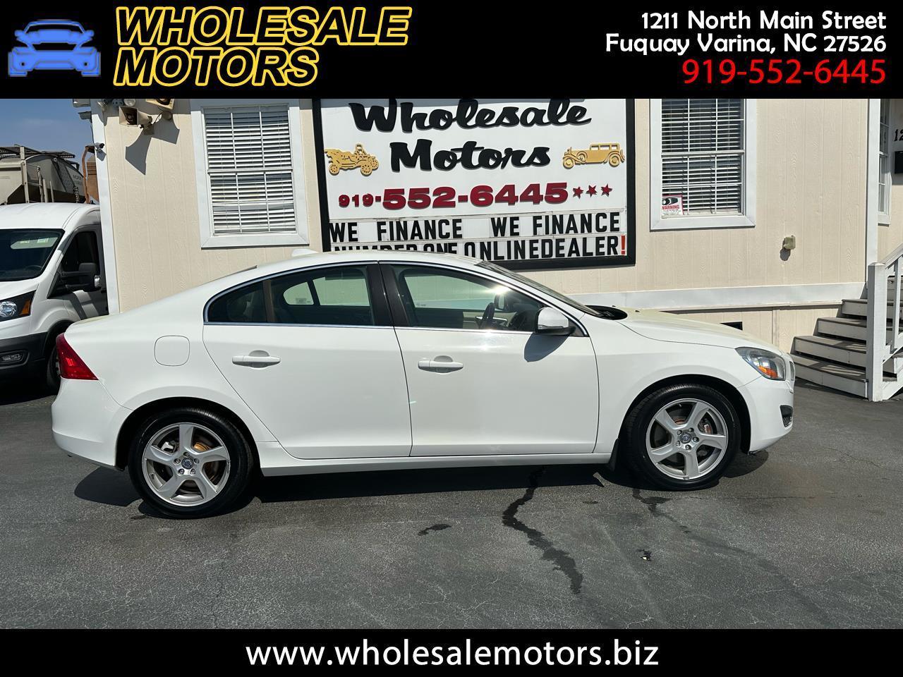 Volvo S60 FWD 4dr Sdn T5 2012