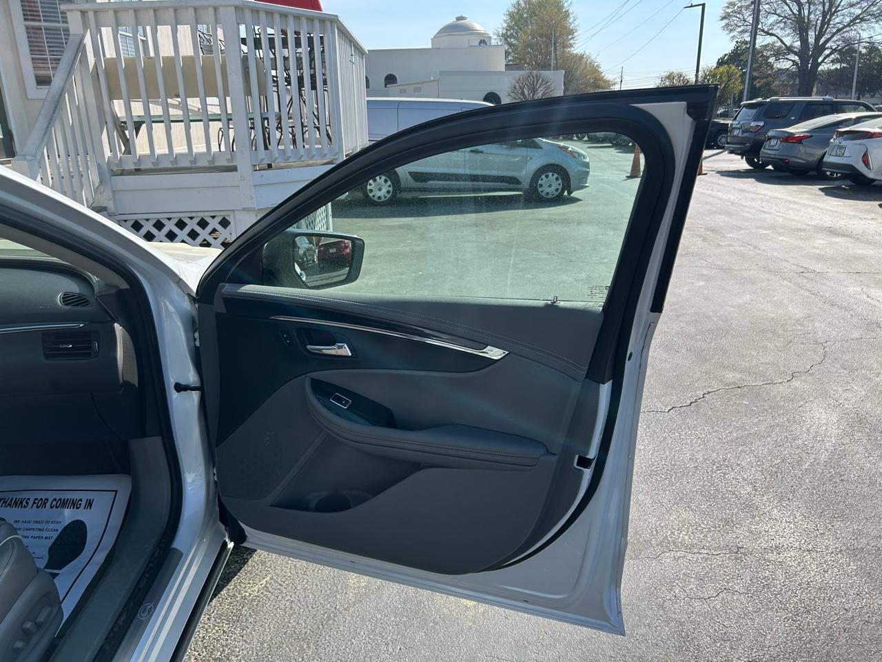 Chevrolet Impala 4dr Sdn Premier w/2LZ 2017