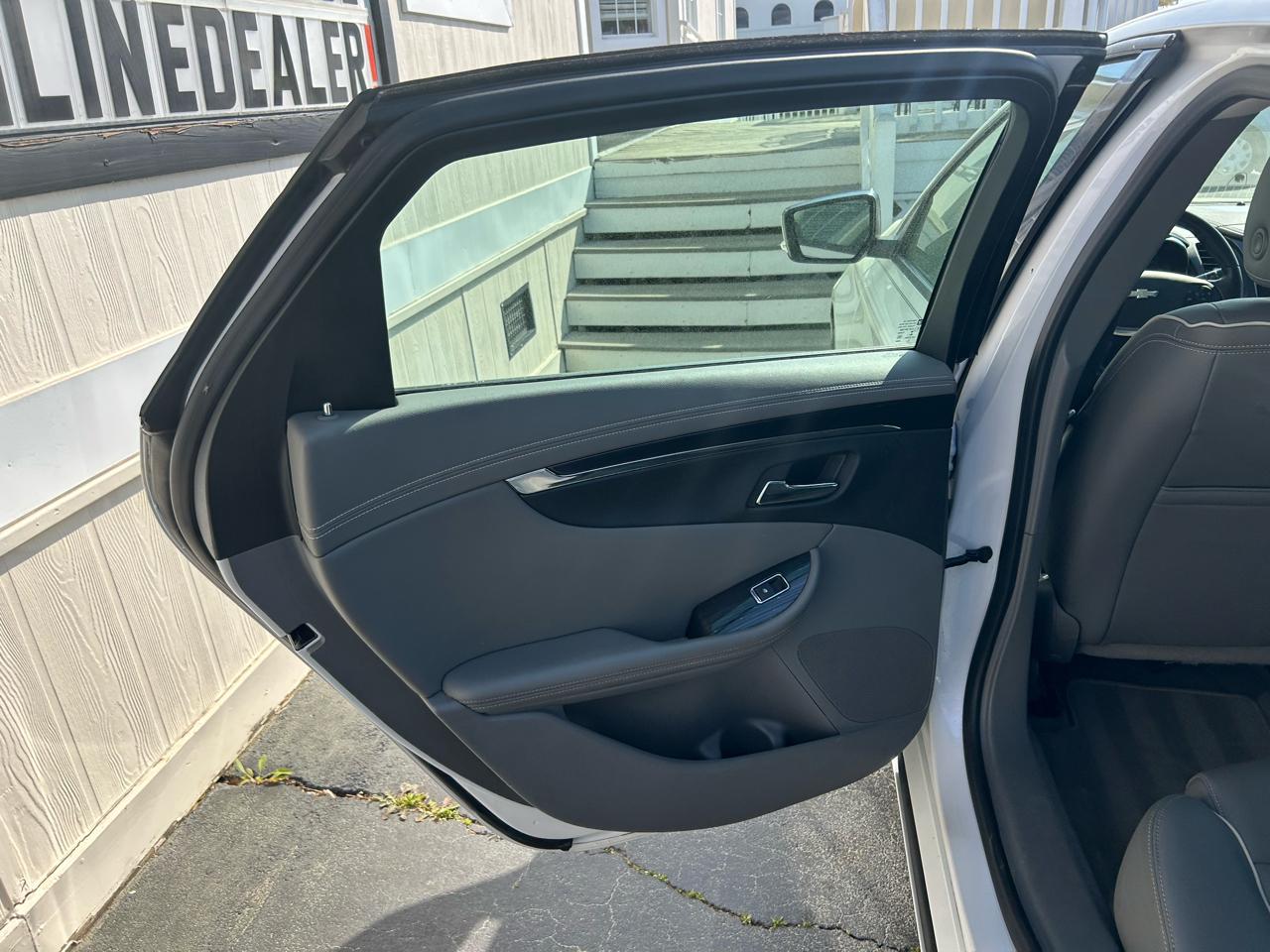 Chevrolet Impala 4dr Sdn Premier w/2LZ 2017