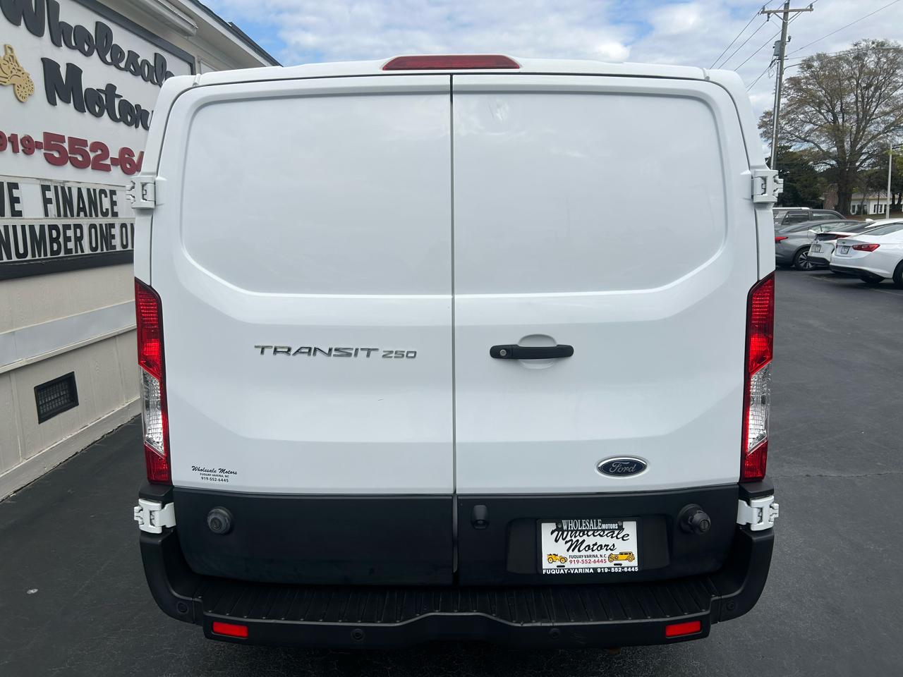 Ford Transit Van T-250 148" Low Rf 9000 GVWR Sliding RH Dr 2019