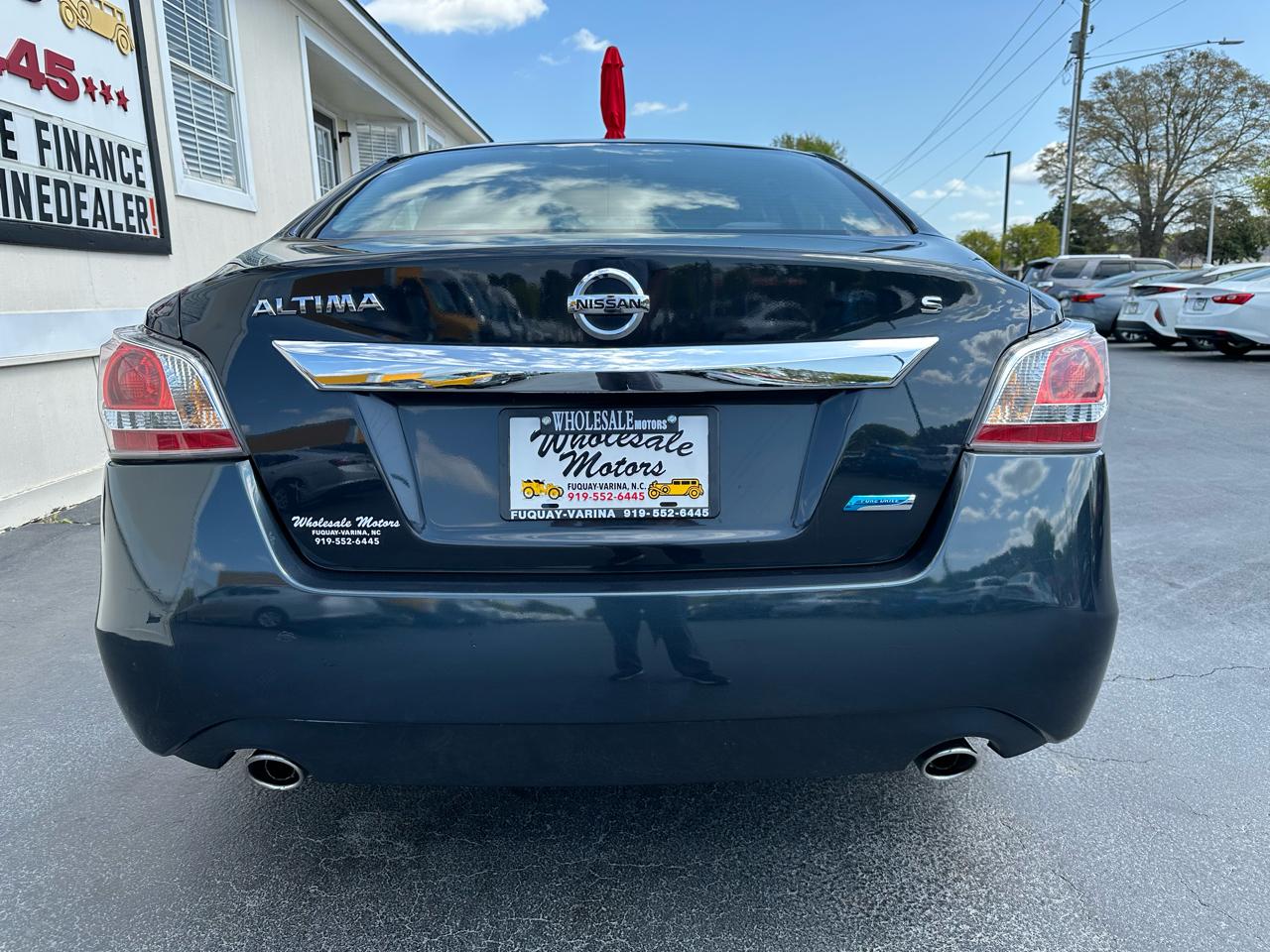 Nissan Altima 4dr Sdn I4 2.5 2014