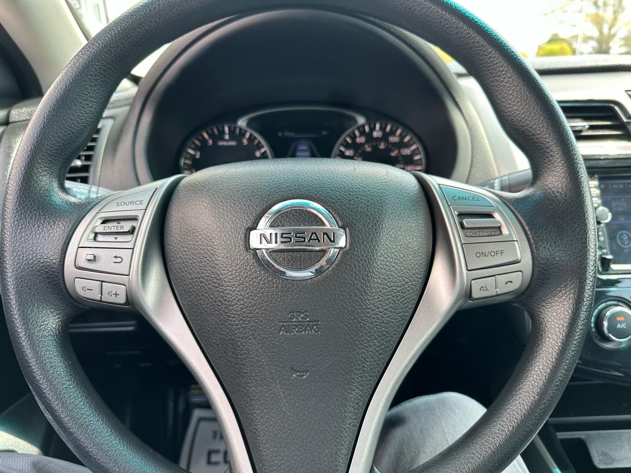 Nissan Altima 4dr Sdn I4 2.5 2014