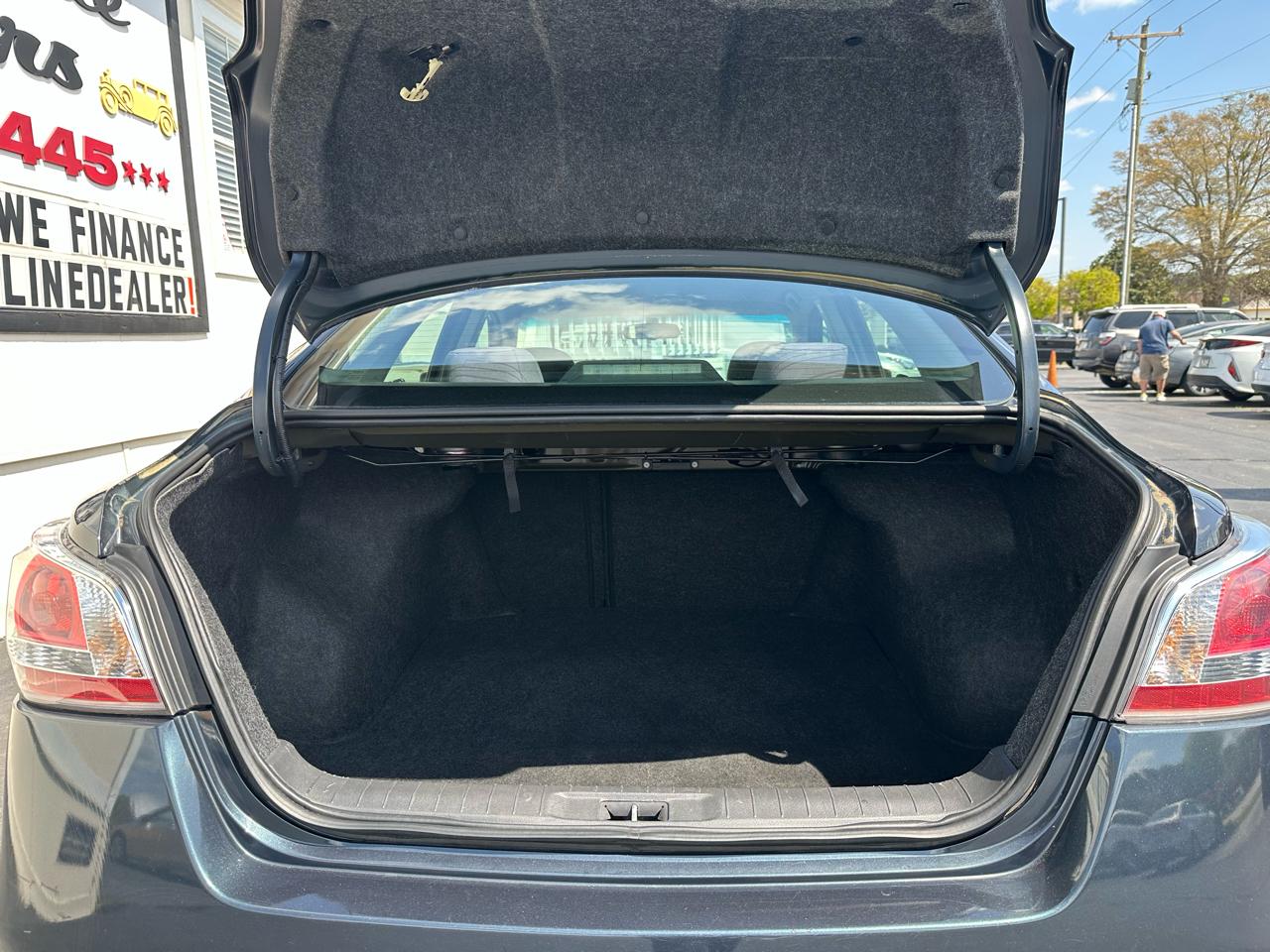 Nissan Altima 4dr Sdn I4 2.5 2014