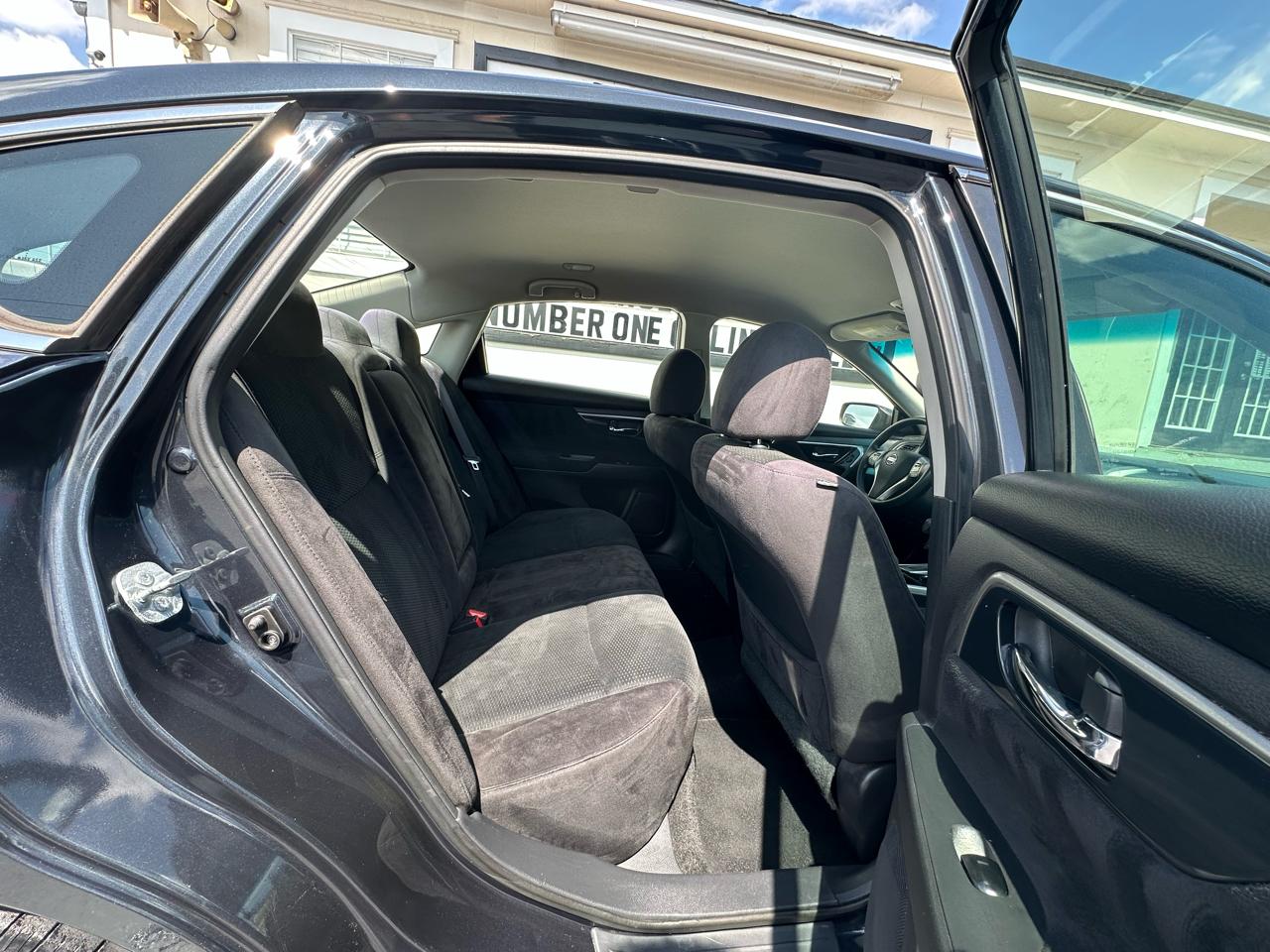 Nissan Altima 4dr Sdn I4 2.5 2014