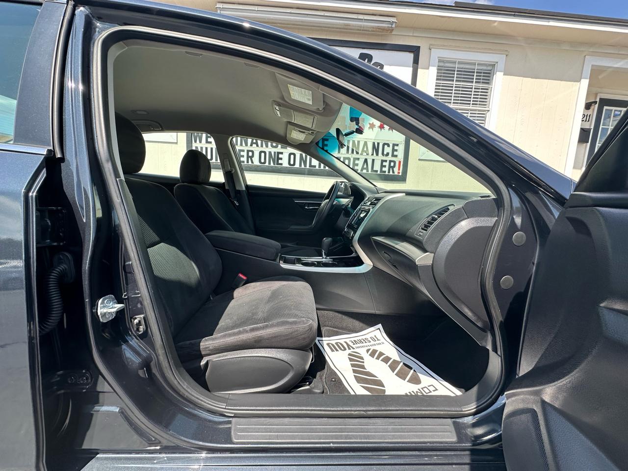 Nissan Altima 4dr Sdn I4 2.5 2014