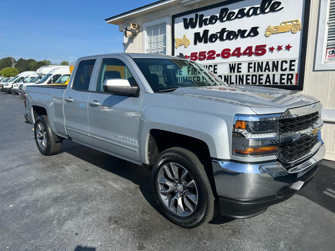 Chevrolet Silverado 1500 2WD Double Cab 143.5" LT w/1LT 2018