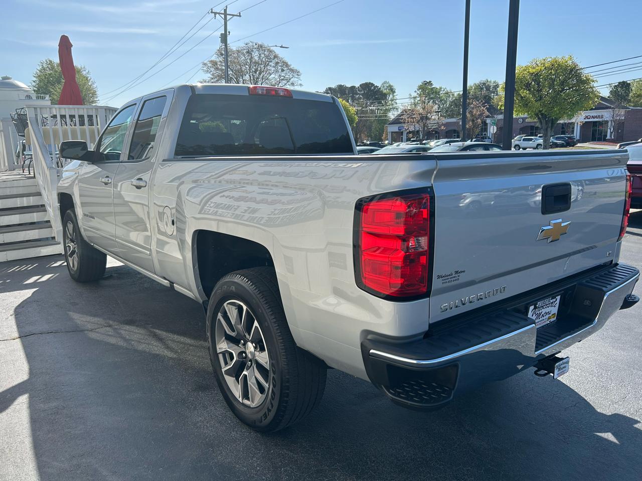 Chevrolet Silverado 1500 2WD Double Cab 143.5" LT w/1LT 2018