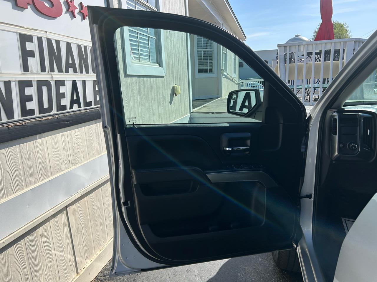 Chevrolet Silverado 1500 2WD Double Cab 143.5" LT w/1LT 2018