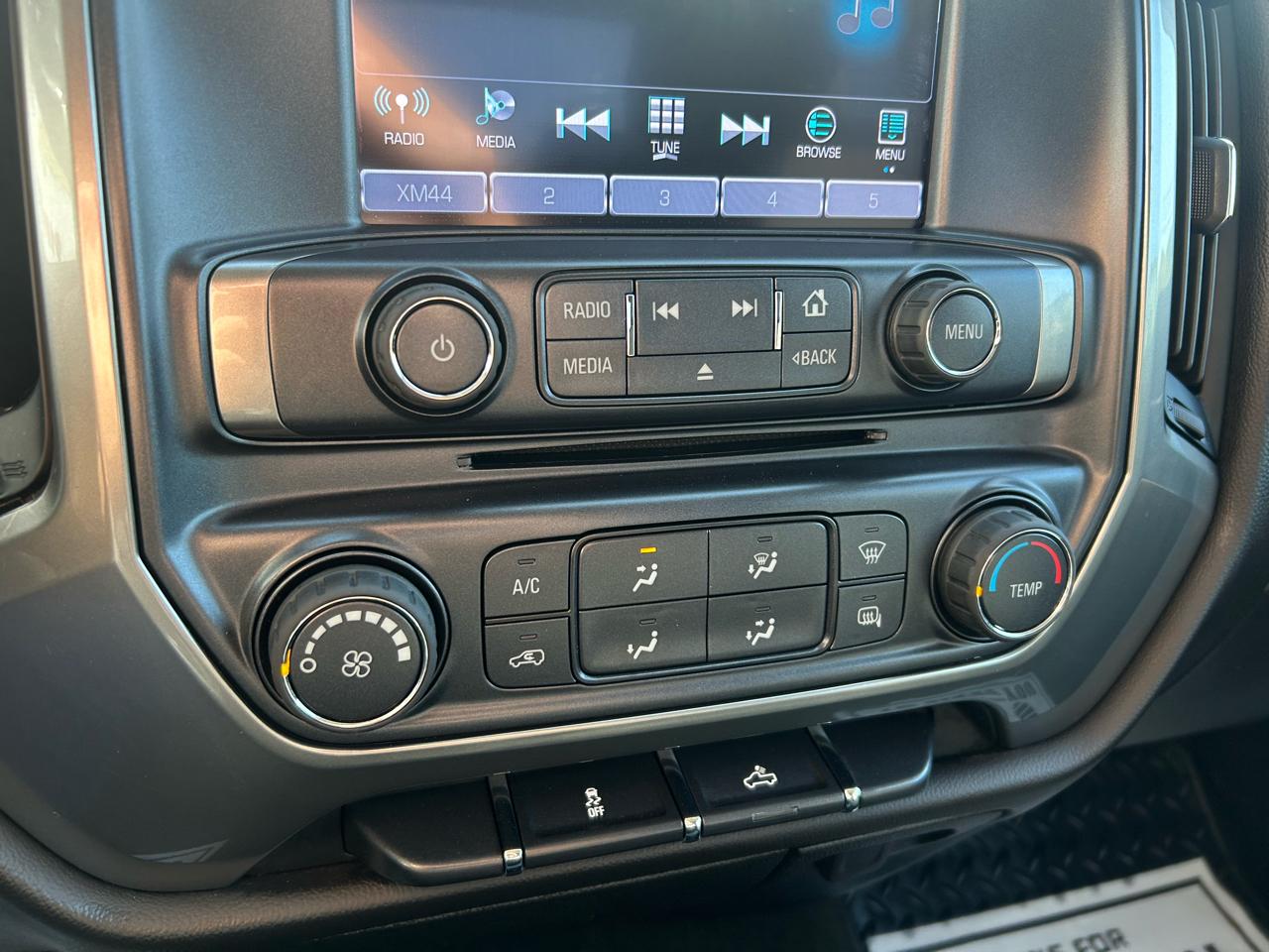 Chevrolet Silverado 1500 2WD Double Cab 143.5" LT w/1LT 2018