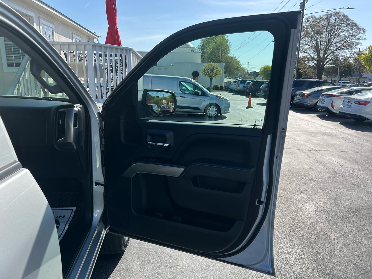 Chevrolet Silverado 1500 2WD Double Cab 143.5" LT w/1LT 2018