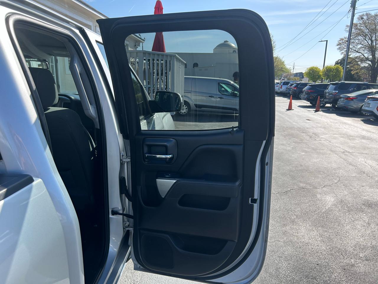 Chevrolet Silverado 1500 2WD Double Cab 143.5" LT w/1LT 2018