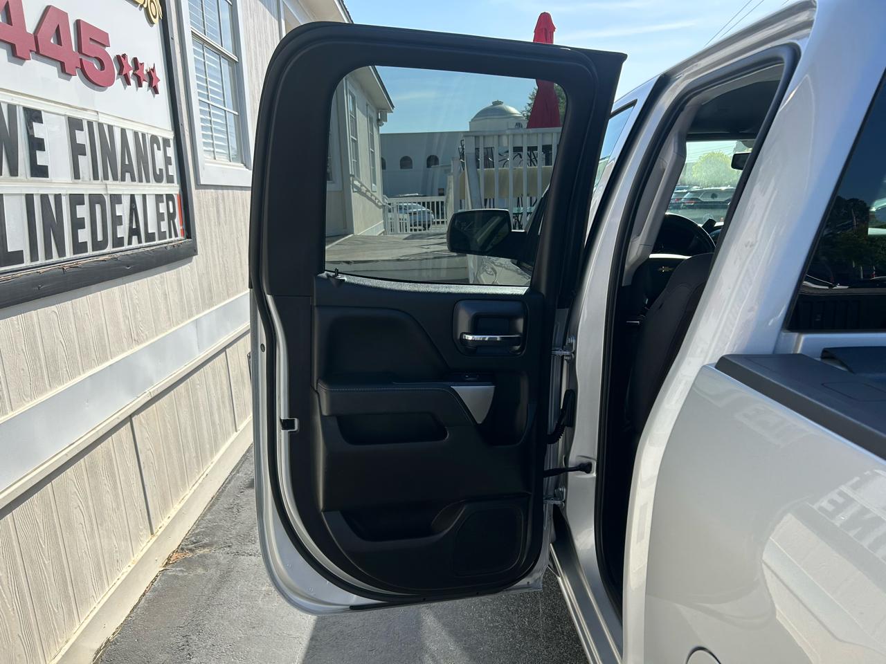 Chevrolet Silverado 1500 2WD Double Cab 143.5" LT w/1LT 2018